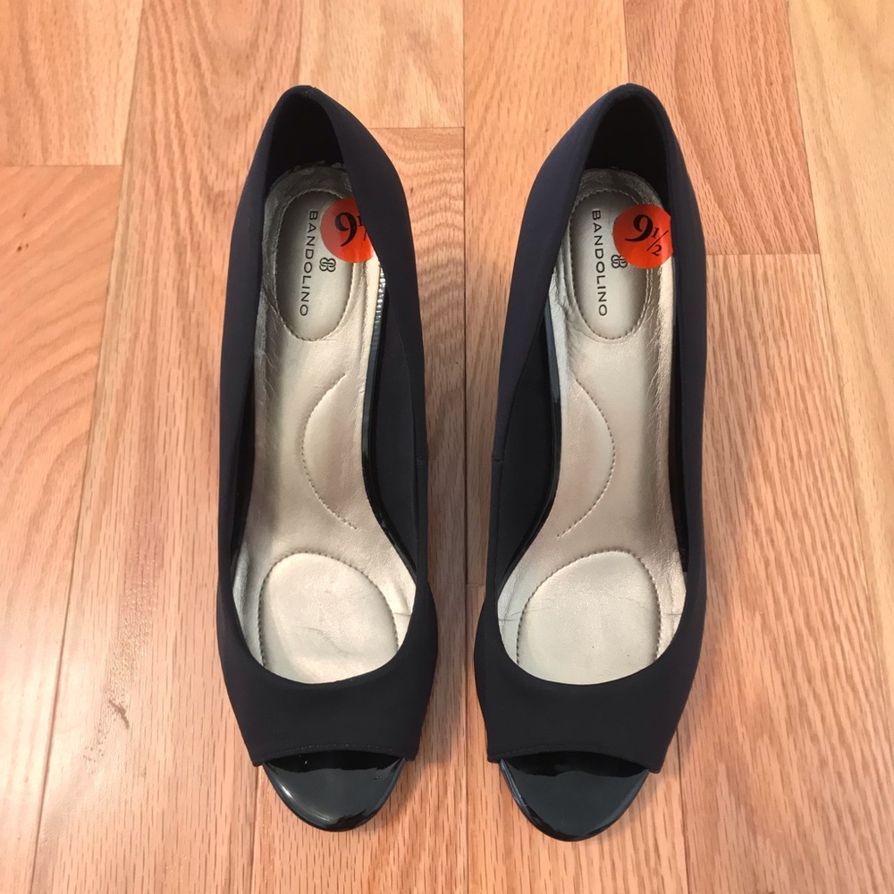 Wedge heels